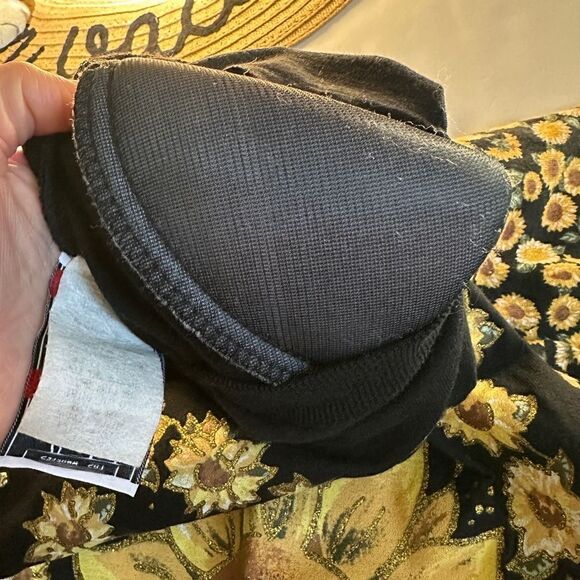 Vintage 80s KWBL Los Angeles Black Sunflower Embellished Short Sleeve T Shirt - Picture 7 of 12